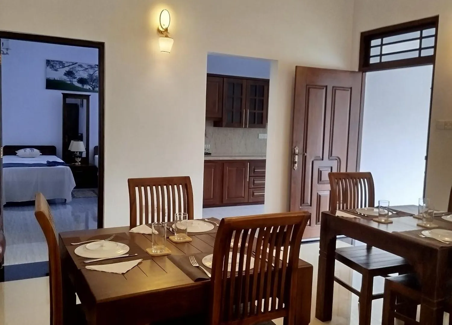 Cosy White Palace Negombo 0*,  Sri Lanka