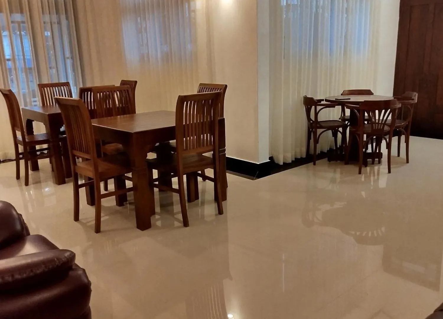Gasthof Cosy White Palace Negombo