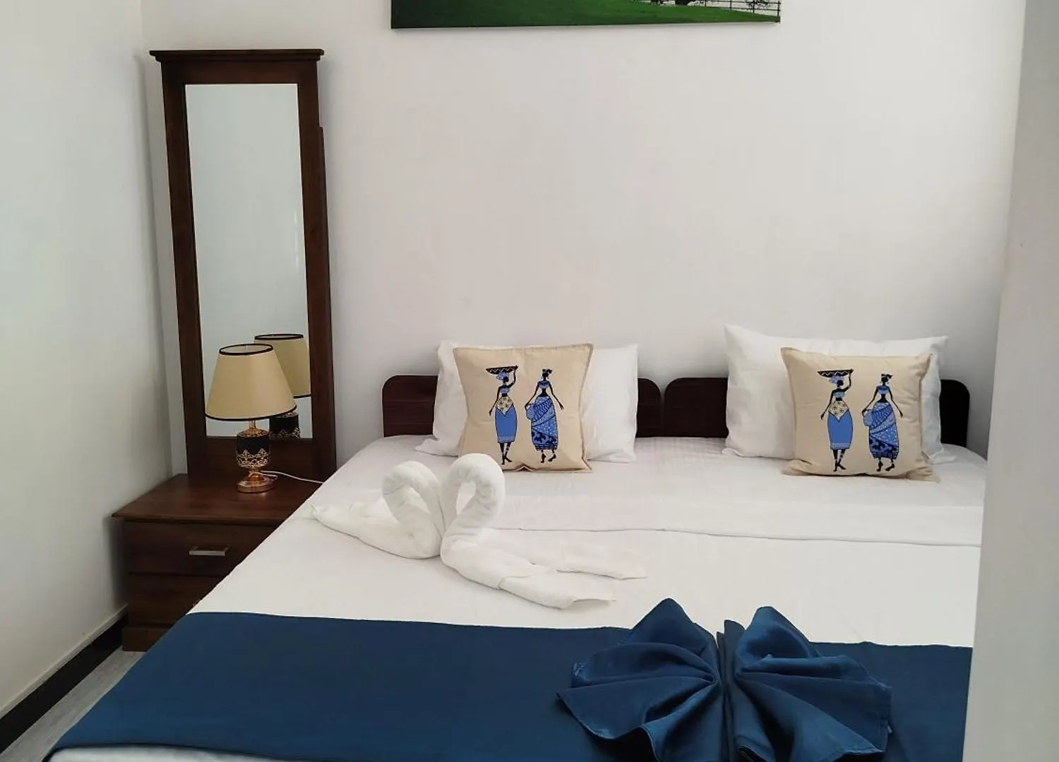 Cosy White Palace Negombo Sri Lanka